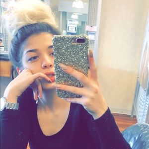 Meet your Posher, Hailey